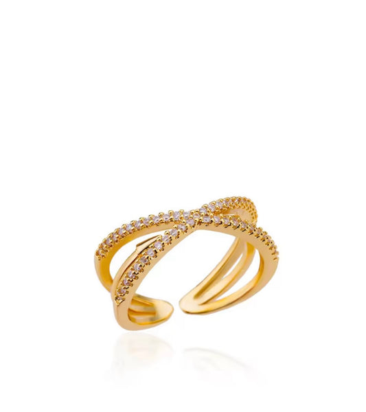 Amourlet – Prsten elegantní propletení